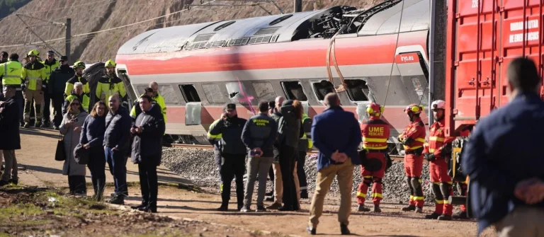 Los 14 trágicos segundos de las cajas negras de los trenes de Adamuz