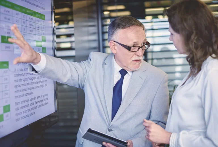 Si no aprendes esto antes de 2027, la IA te dejará sin empleo