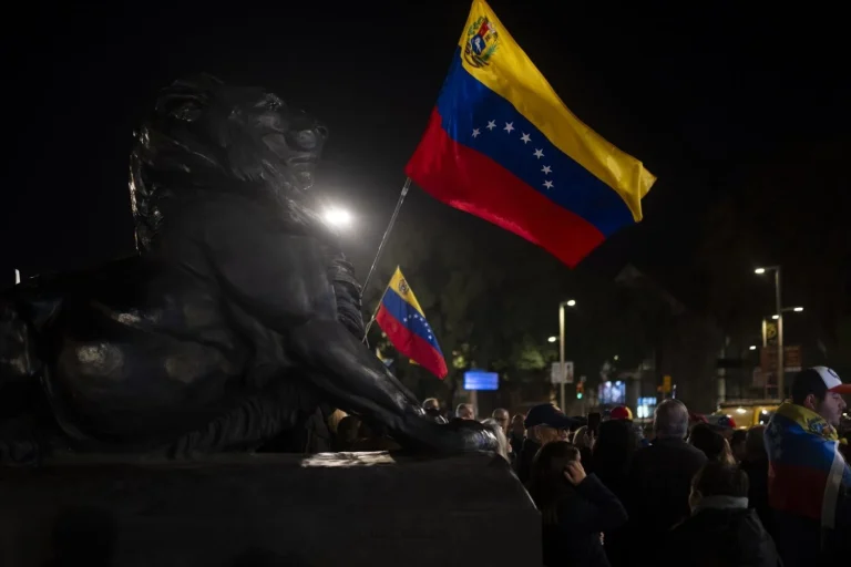 El gobierno que asuma en Venezuela debe convocar elecciones en febrero