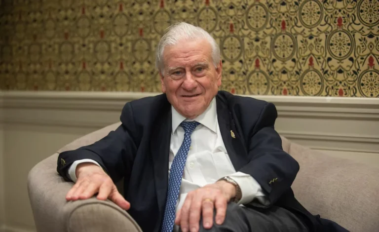 El aviso del Dr. Valentín Fuster: si has cumplido 50 años, elimina esto de tu cena para salvar tu corazón