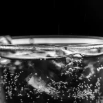 Blanca García-Orea, nutricionista: «El agua con gas ayuda a eliminar gases y reducir la hinchazón abdominal”