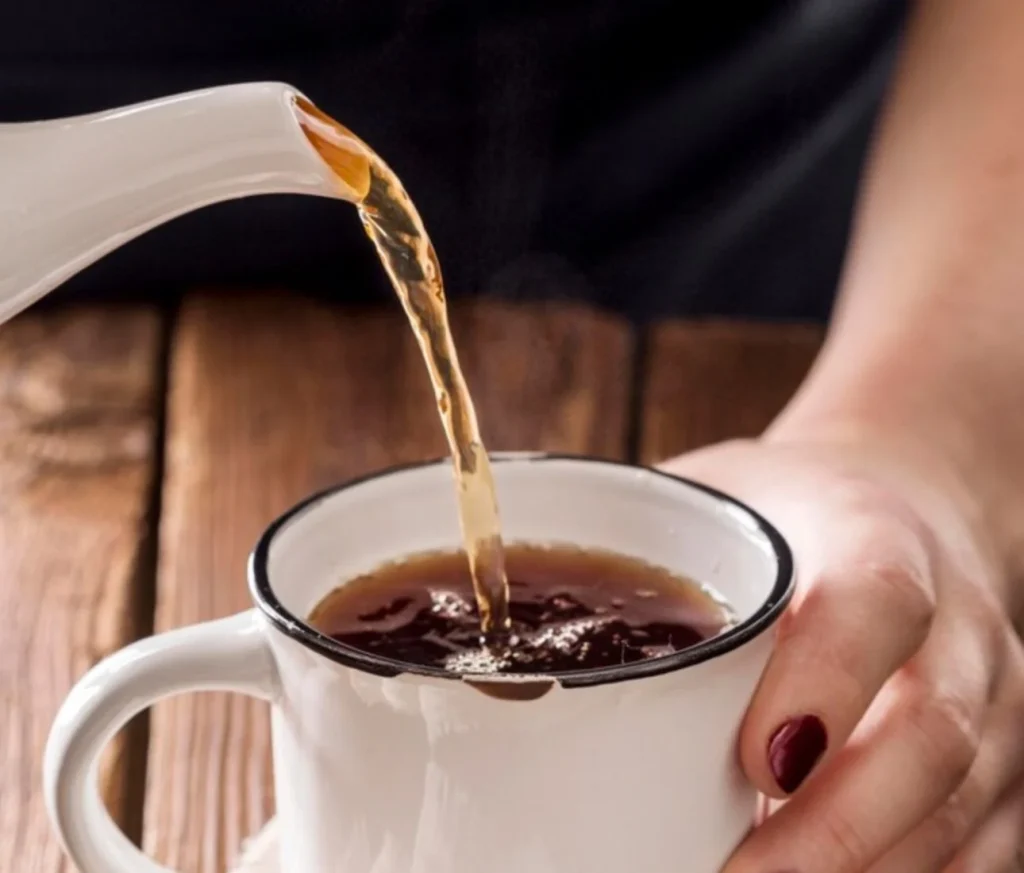 ¿El té caliente hidrata de verdad? Esto es lo que dicen los expertos 12 Moncloa La visión de la medicina tradicional china