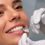 Ni cepillo ni hilo dental, estos son los 3 alimentos que ayudan a limpiar tus dientes de forma natural