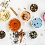 Ni milagros ni dietas exprés: un experto revela las infusiones funcionales que mejor ayudan al cuerpo tras los excesos