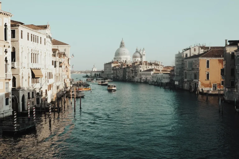 “Italia y Japón, los destinos que lideran los viajes de los españoles en 2026… ¿qué tienen que atraen tanto?”