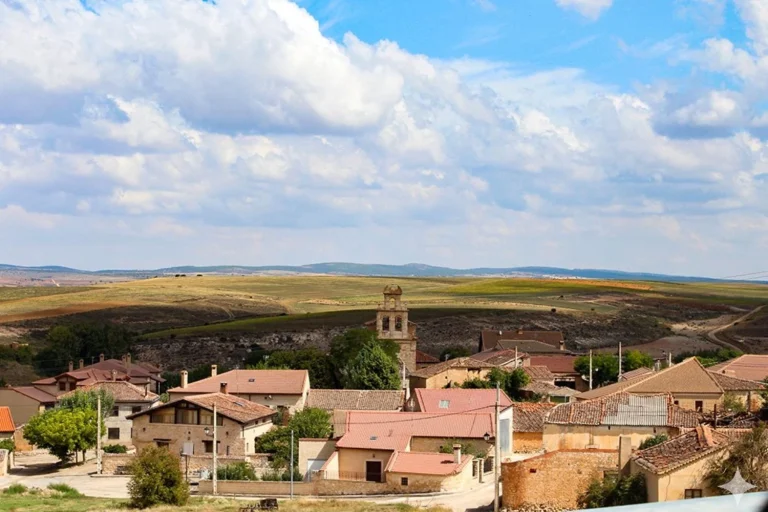 Aunque algunos dicen que es una leyenda, Adrados tiene un tesoro oculto y esto es lo que puedes obtener si lo encuentras