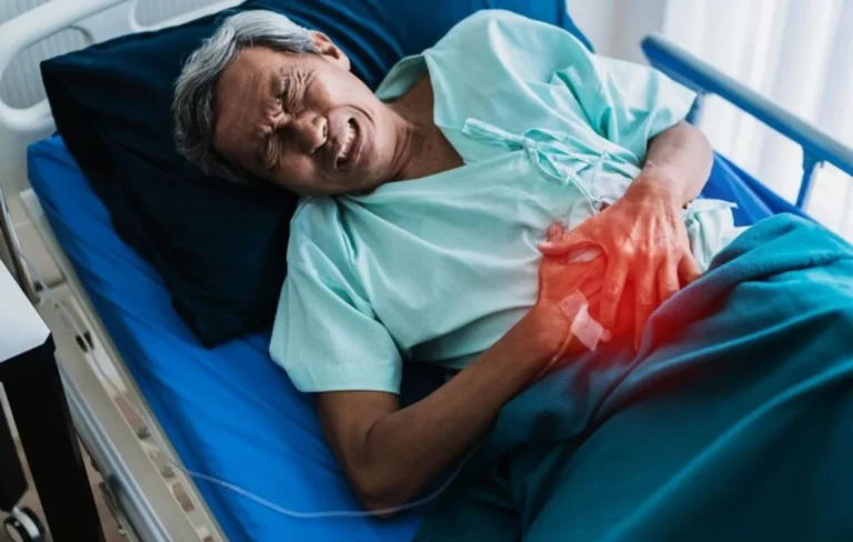 Un endocrino revela un sencillo consejo para evitar las piedras en la vesícula que pocos conocen