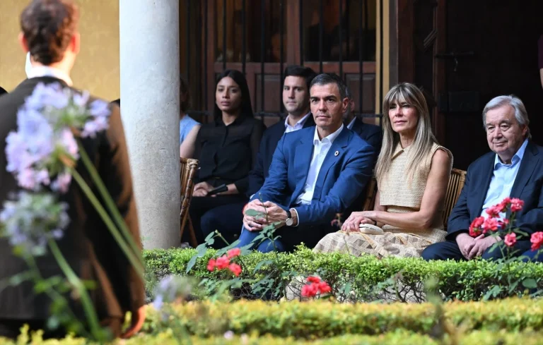 Begoña Gómez tuvo 32 reuniones con empresas para desarrollar el software de su cátedra