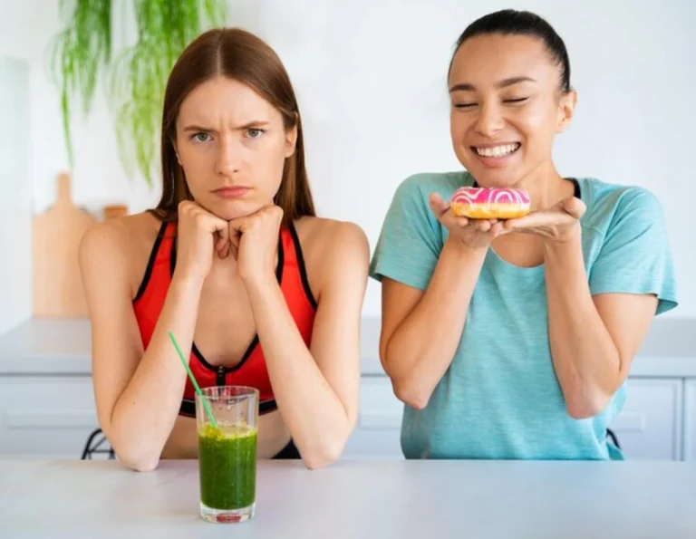 Mar Santamaria, farmacéutica, sobre la regla 80/20: «es una manera mucho más consciente, realista y equilibrada de cuidar el cuerpo»