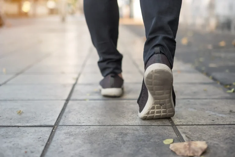 3 movimientos que viajeros inteligentes hacen después de cada pago que protegen su dinero