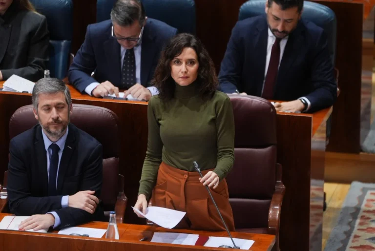 Ayuso acusa a Sánchez de ordenar a México reventar su viaje por odio