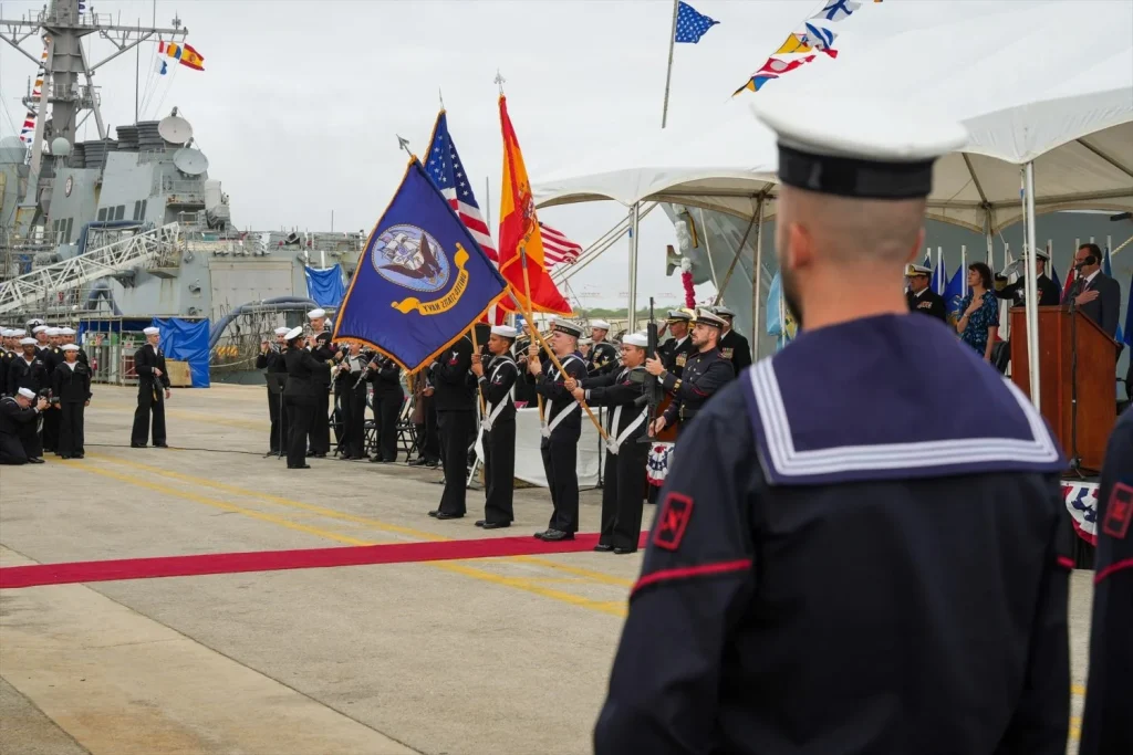 Ceremonia de la llegada del USS Oscar Austin a puerto de Rota (Fuente: Agencias)