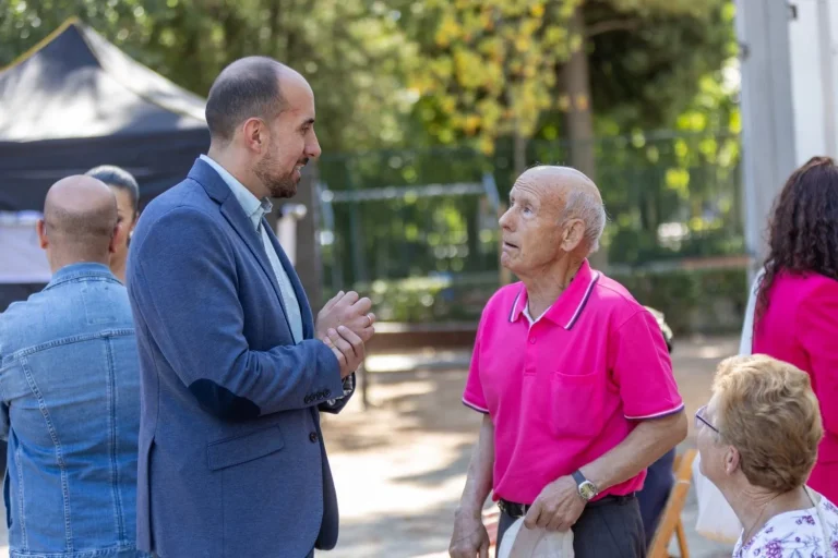 Guerra total en el PSOE de Alcalá de Henares por una foto comprometida de Enrique Nogués