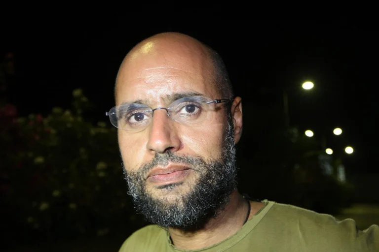 Magnicidio en Libia: Asesinan a Saif al-Islam Gaddafi, hijo de Muammar Gaddafi, en un asalto con comandos