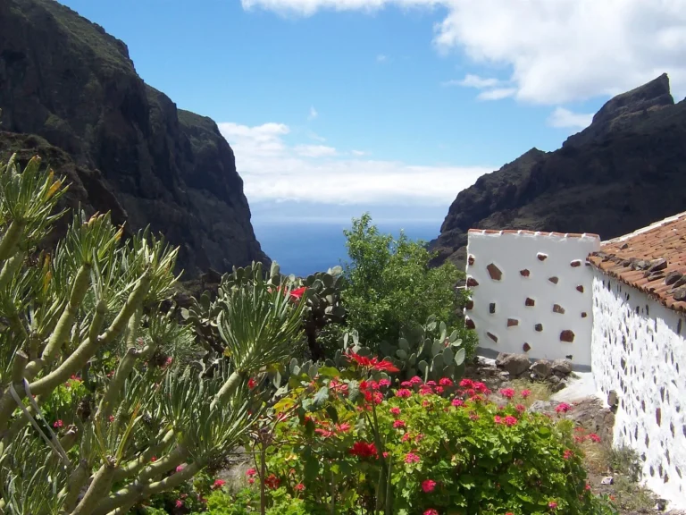 El Machu Picchu español: guía de la ruta de senderismo extrema que exige casco y preparación física