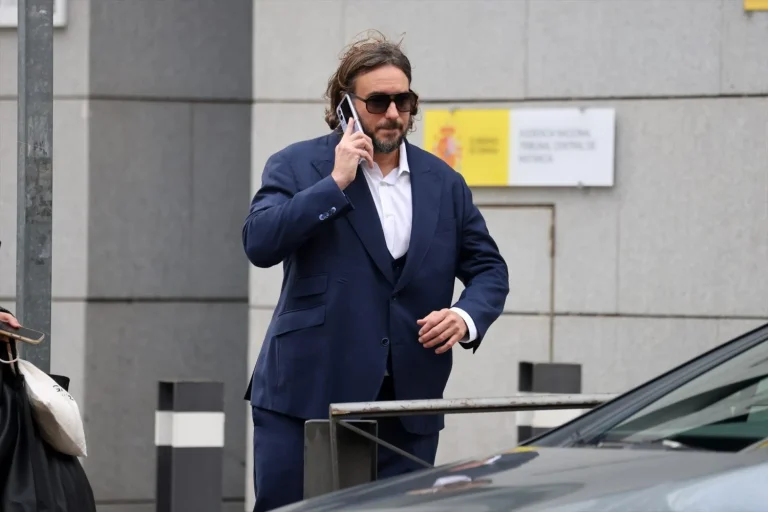 Las pruebas que señalan a un Borbón en la trama del jefe de la UDEF