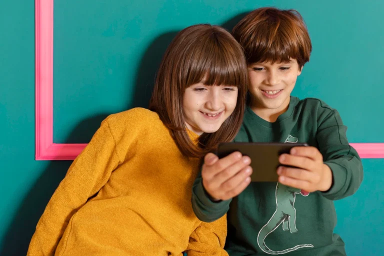 La app secreta que todo padre necesita: Cómo activar el control parental en tu móvil para limitar el acceso de tus hijos a contenidos prohibidos paso a paso