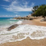 Por qué ir a la playa beneficia al cerebro y la salud mental, según la ciencia