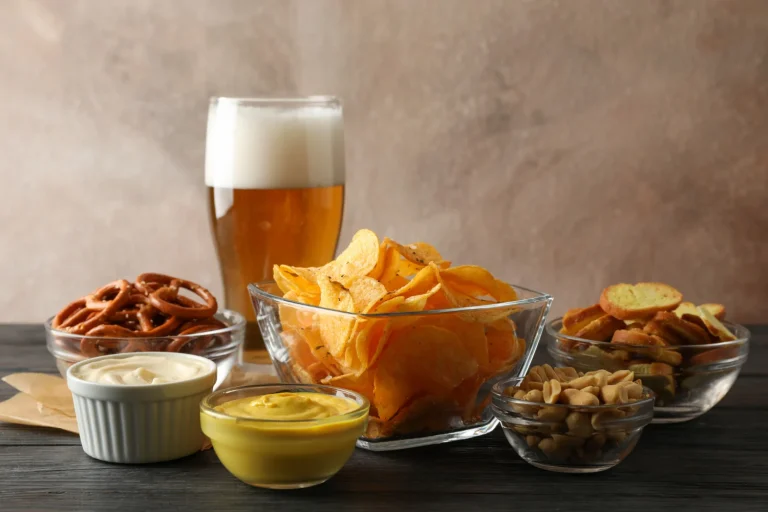 Tapas gigantes gratis con la bebida: la costumbre sagrada de León que avergüenza a la tacaña hostelería de Madrid y Barcelona