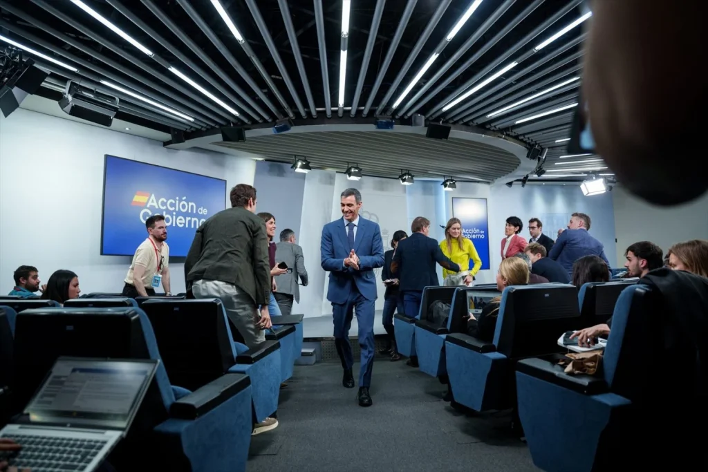 EuropaPress 7382759 presidente gobierno pedro sanchez rueda prensa posterior consejo ministros Moncloa