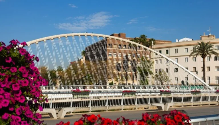 El sorprendente pueblo de Murcia que reúne dos Patrimonio de la Humanidad y un castillo del siglo XVI