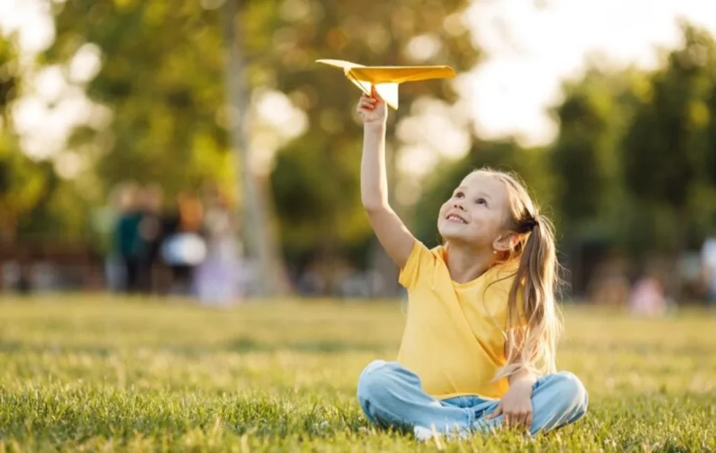 Cada vez más niños tienen miopía y los expertos señalan un hábito clave para evitarla 11 Moncloa El hábito diario que podría ayudar a prevenir la miopía