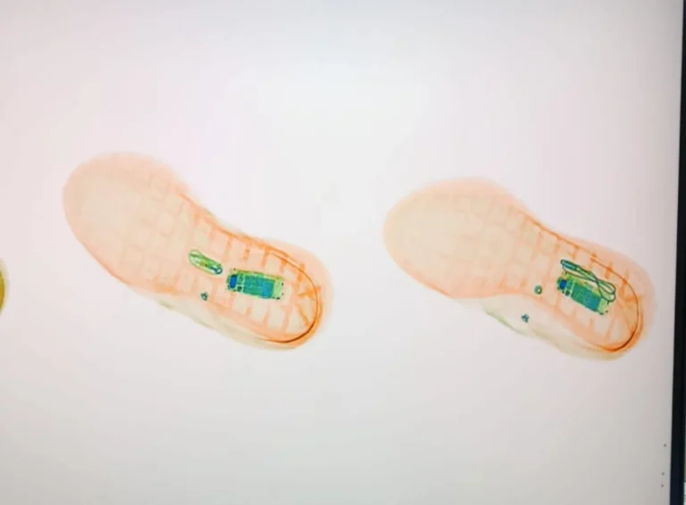 2.466 teléfonos móviles incautados a presos en las cárceles españolas en 2025