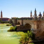 Este pueblo de Aragón guarda una torre lombarda espectacular de 24 metros