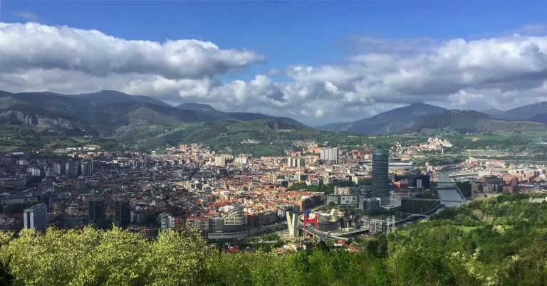 Ni Madrid ni Barcelona son las más caras: la sorpresa sobre la provincia de España donde comer es un lujo