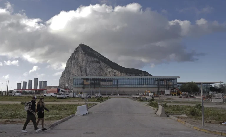 España asumirá el coste de la seguridad sin obtener avances en la soberanía de Gibraltar