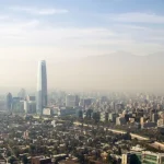 Valparaíso, la ciudad Patrimonio de la Humanidad llena de murales donde cada escalera cuenta una historia