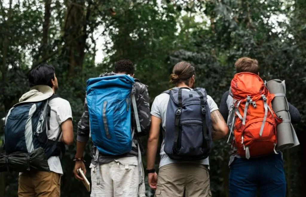 Qué es el rucking y por qué todos hablan de este ejercicio tan efectivo 4 Moncloa Cómo empezar a hacer rucking sin poner en riesgo el cuerpo