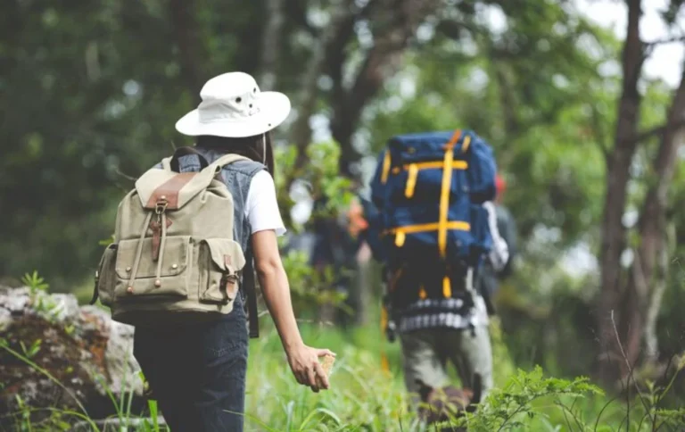Qué es el rucking y por qué todos hablan de este ejercicio tan efectivo