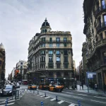 La ZBE de Barcelona prohibirá los coches con etiqueta amarilla en 2028