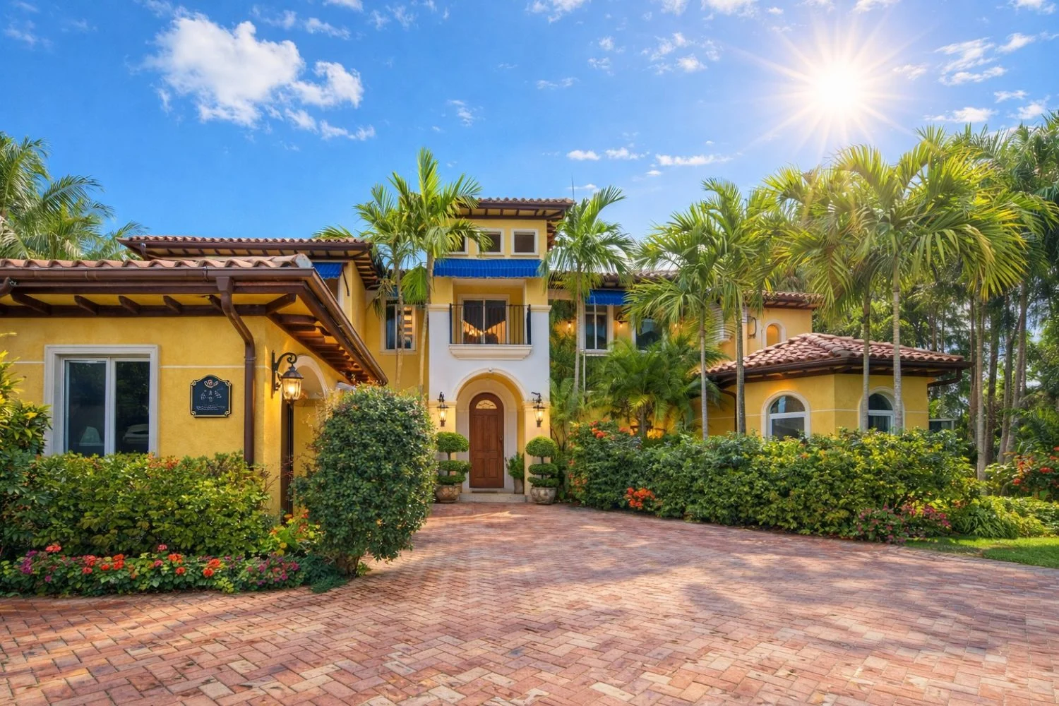 Así es la mansión que vende la hija de Julio Iglesias: 370 metros cuadrados y un precio solo para ricos Así es la mansión que vende la hija de Julio Iglesias: 370 metros cuadrados y un precio solo para ricos