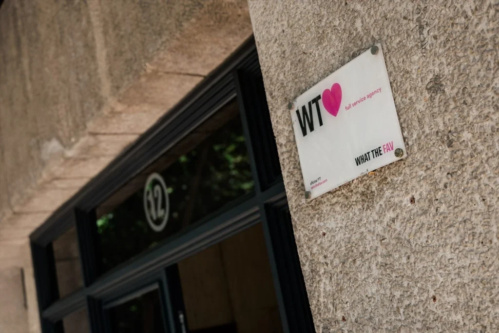 Whathefav es la pieza financiera clave en el Caso Zapatero 2 Moncloa Fachada de las oficinas de la empresa What The Fav, perteneciente a las hijas de Zapatero, a 19 de mayo de 2026, en Madrid (Fuente: Agencias)