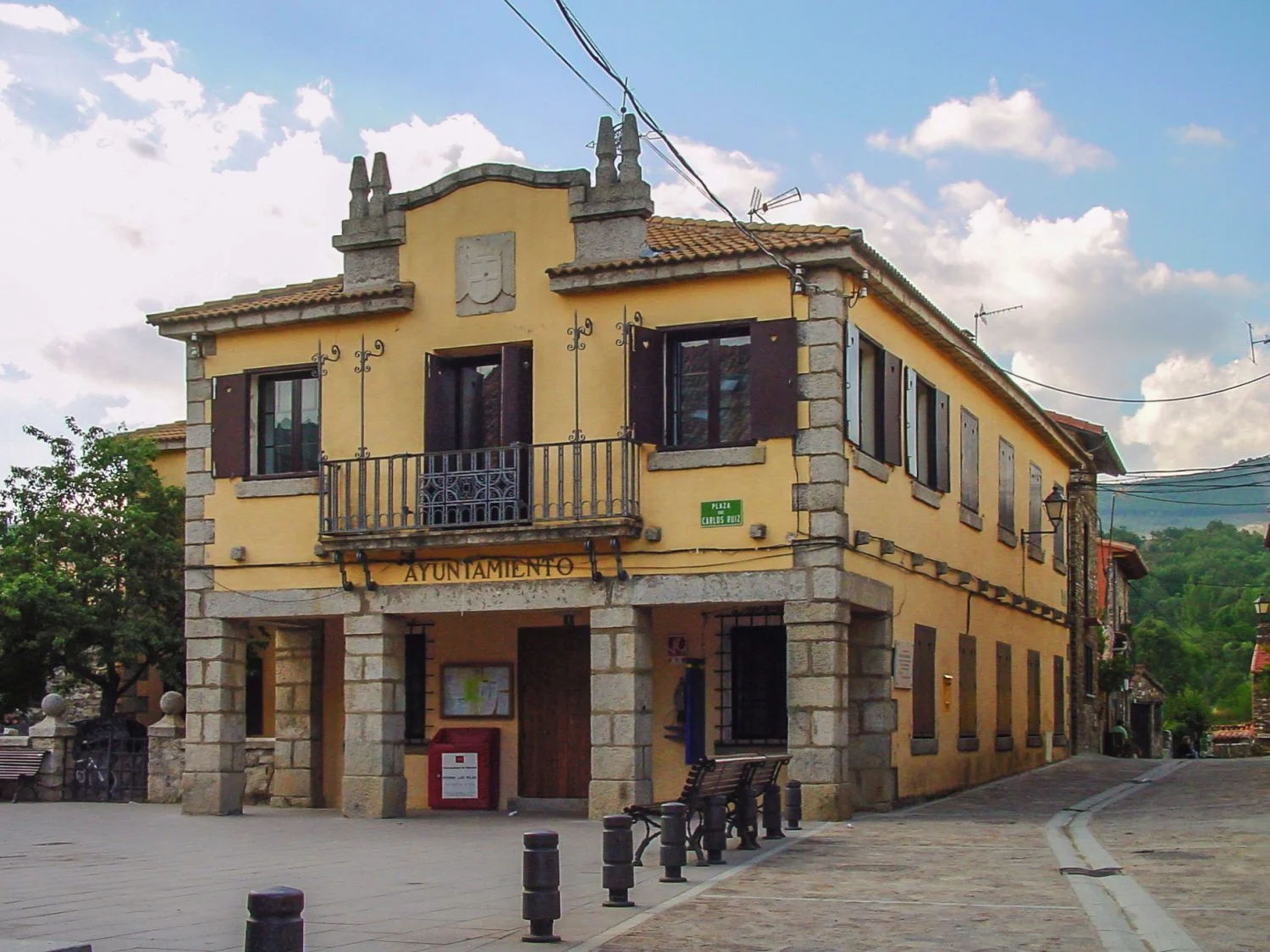 Si quieres desconectar por completo del estrés de la capital: el valle secreto en Madrid que se ha convertido en el nuevo paraíso rural Si quieres desconectar por completo del estrés de la capital: el valle secreto en Madrid que se ha convertido en el nuevo paraíso rural