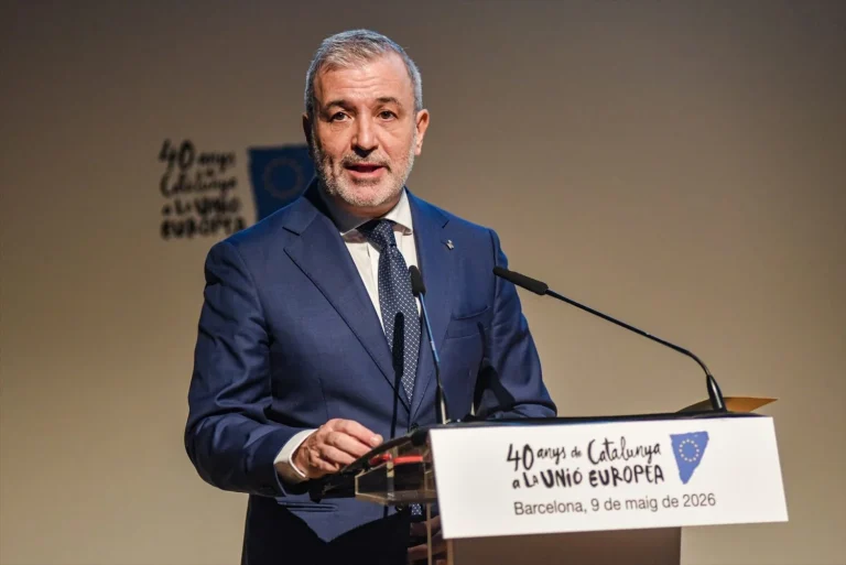Collboni propone adelantar a 2027 la subida máxima de la tasa turística en Barcelona