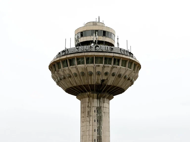 Ataque de Ucrania al centro de tráfico aéreo de Rostov obliga a cerrar 13 aeropuertos