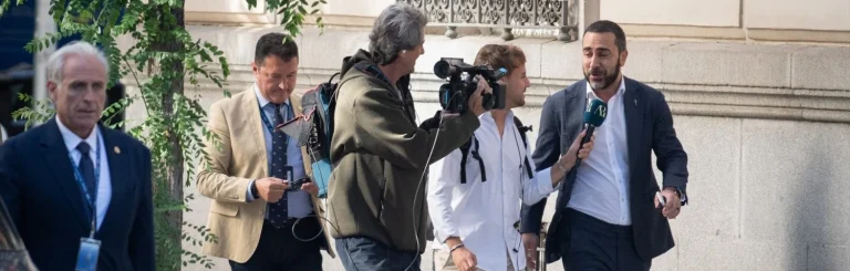 Aldama ratifica el contenido del sobre de Delcy Rodríguez con bonos de petróleo ante el juez Moreno