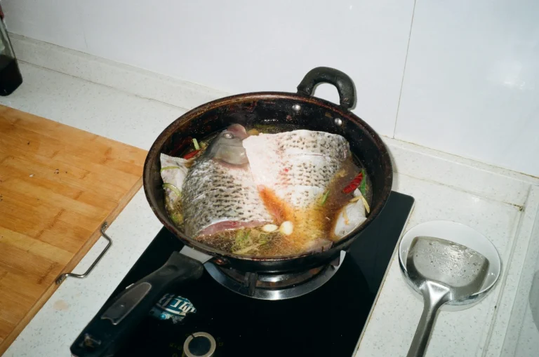 lubina guisada receta