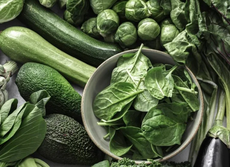 ¿Las verduras de hoja verde son siempre seguras? Expertos explican los riesgos