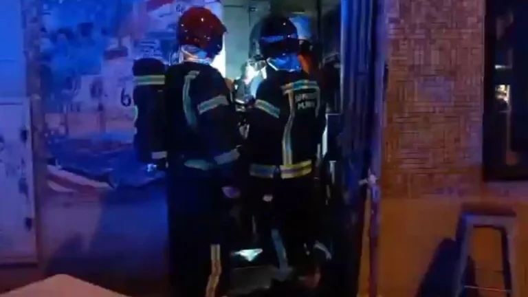 Explosión en un bar de Villaverde: 7 heridos, uno muy grave tras el estallido