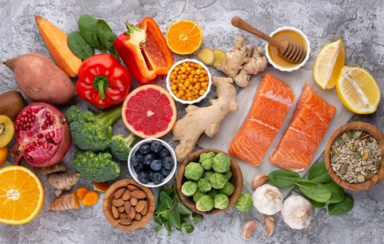 Estas vitaminas y minerales potencian sus beneficios cuando se consumen juntos