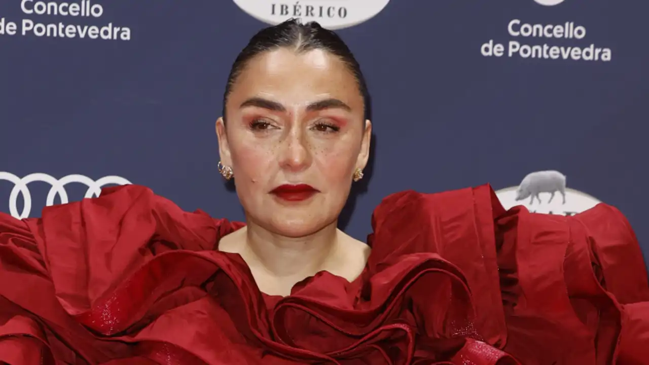 La nueva española de Netflix, Candela Peña y un cuerpo en un contenedor de Barcelona La nueva española de Netflix, Candela Peña y un cuerpo en un contenedor de Barcelona