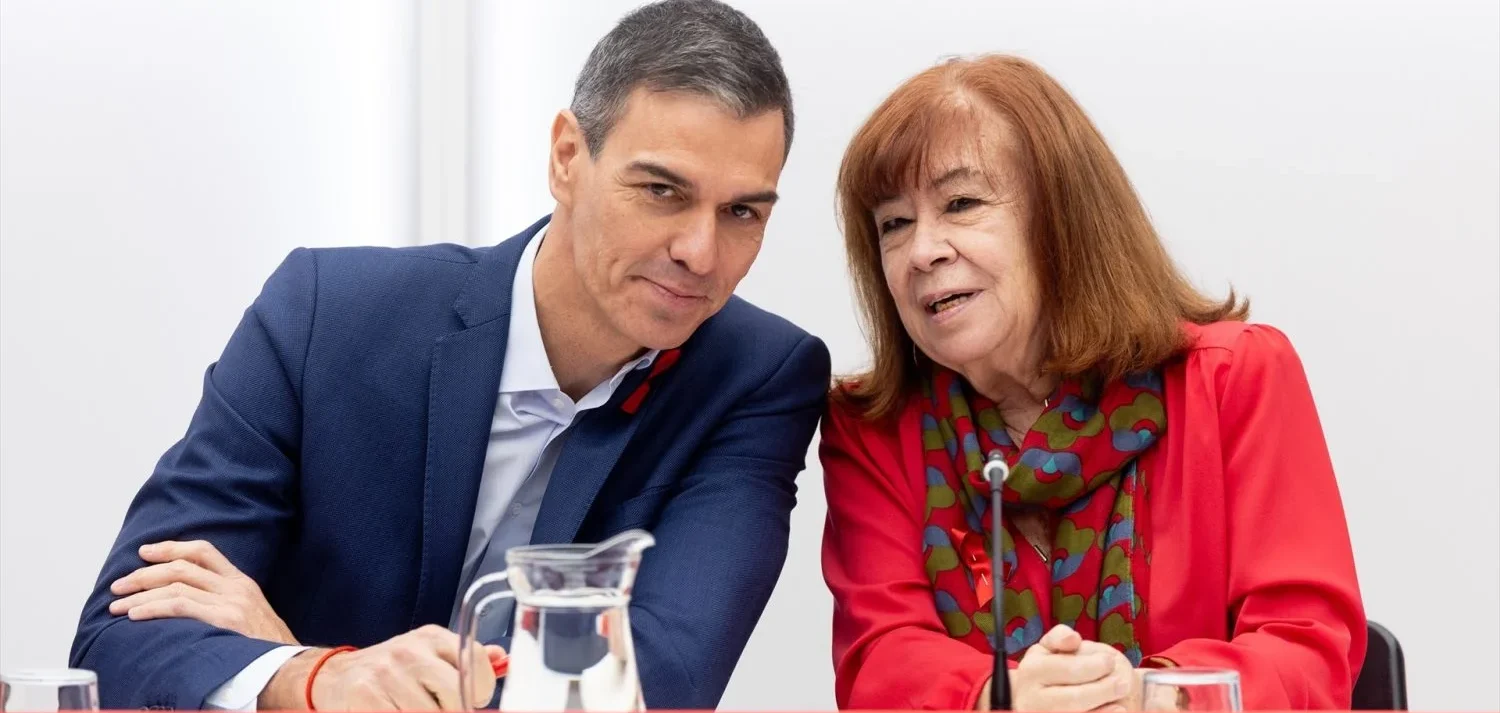El presidente del Gobierno y secretario general del PSOE, Pedro Sánchez, y la presidenta del PSOE, Cristina Narbona El presidente del Gobierno y secretario general del PSOE, Pedro Sánchez, y la presidenta del PSOE, Cristina Narbona (Fuente: Agencias)