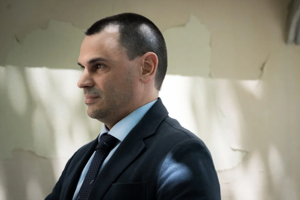 La UCO pone el foco en González Amador por una compra de 500.000 euros 1 Moncloa EuropaPress 5977183 pareja presidenta comunidad madrid alberto gonzalez amador llegada tribunal Moncloa