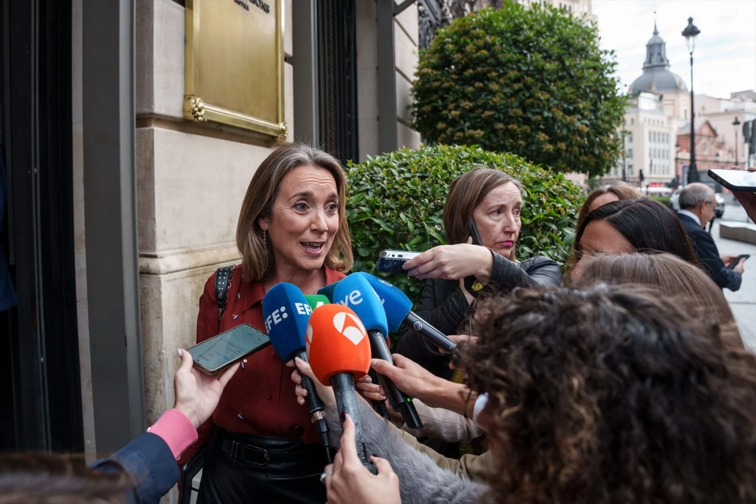 Feijóo llama 'joya de la corona' a Zapatero y anuncia un plan de regeneración política 1 Moncloa PP regeneración política