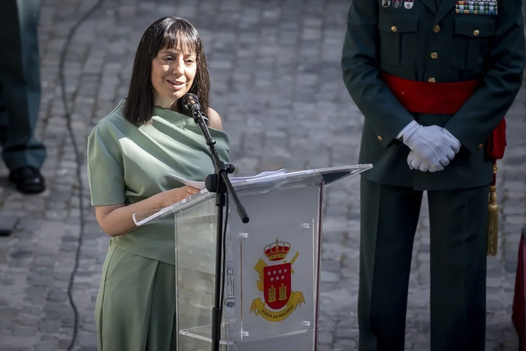 Tellado califica de "indigna" a la directora de la Guardia Civil 2 Moncloa EuropaPress 7553375 directora general guardia civil mercedes gonzalez acto oficial relevo mando Moncloa