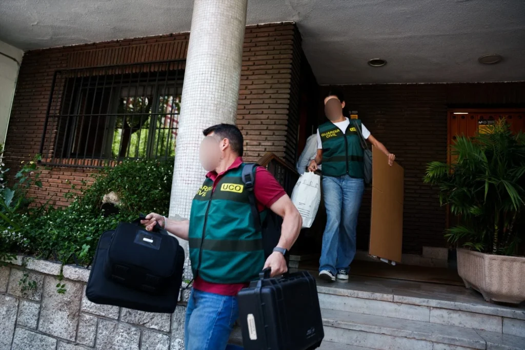 Agentes de la Unidad Central Operativa (UCO) de la Guardia Civil 